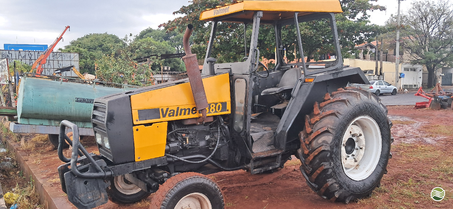 TRATOR VALMET VALMET 880 Tração 4x2 Sumaré Máquinas e Veículos SUMARE SÃO PAULO SP